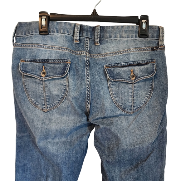 Lucky Brand Whiskered Sweet Crop Back Flap Straight Leh Jean - Picture 4 of 6